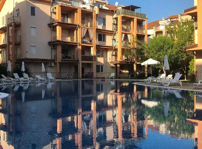 Sunny In Sunny * Slantchev Briag