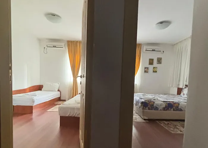 Sunny In Sunny Apartment *